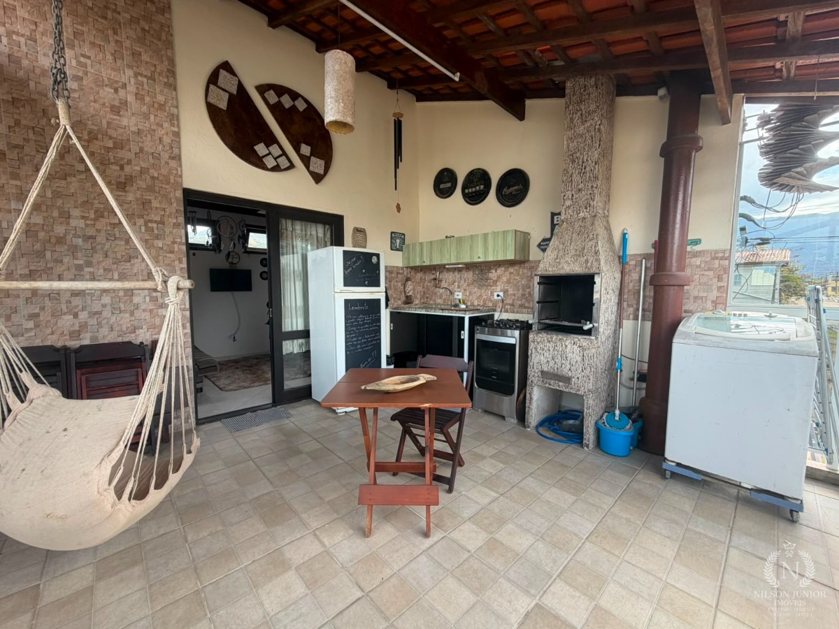 Casa a Venda em Ubatuba-sp Pereque-açu