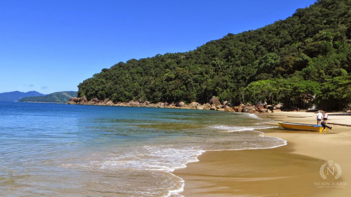 Casa de 4 Dormitórios a Venda em Ubatuba Sp Toninhas